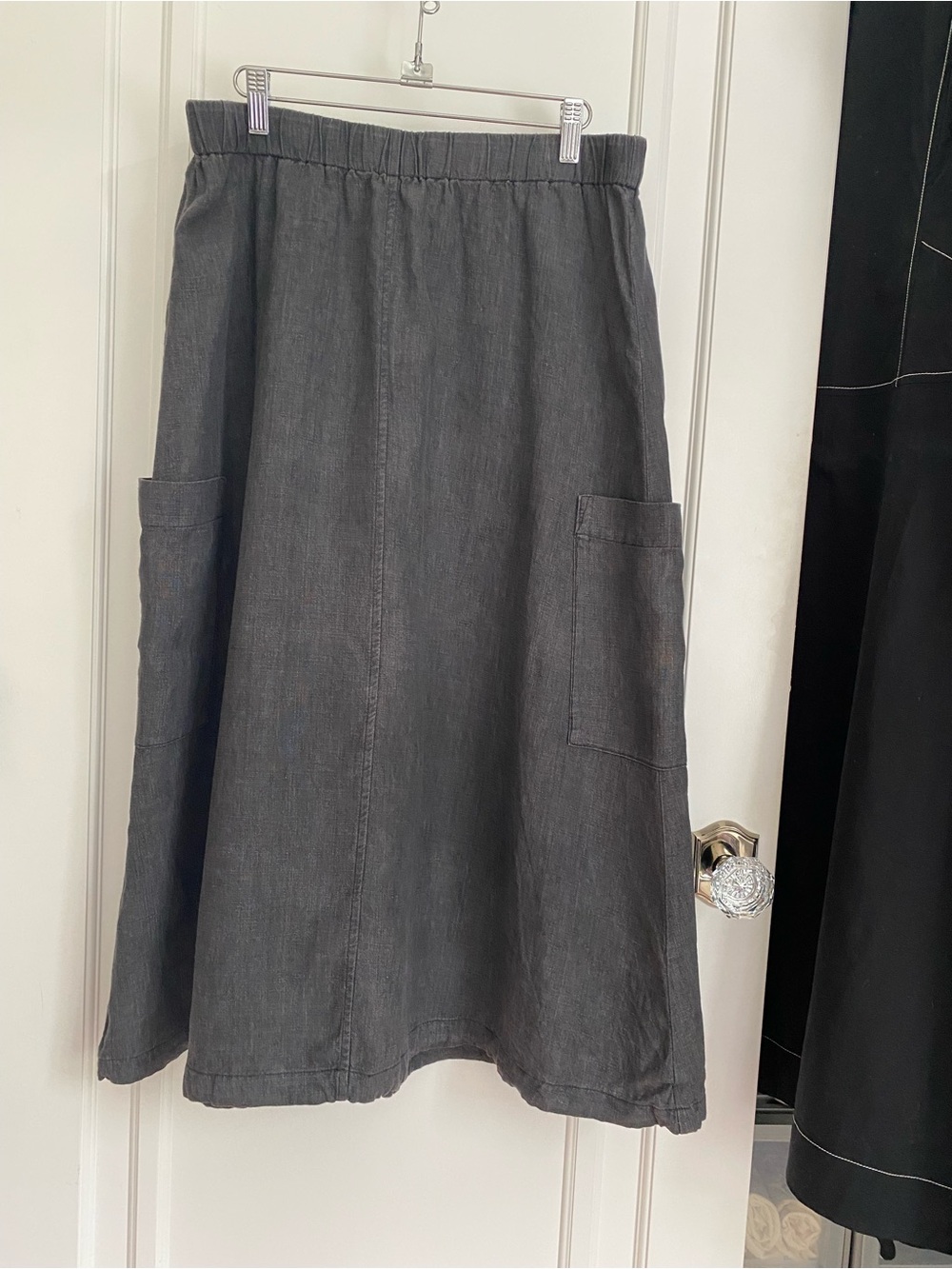 Eileen Fisher: Classic Charcoal Grey Women’s A-Line Skirt with Pockets - Picture 5 of 7